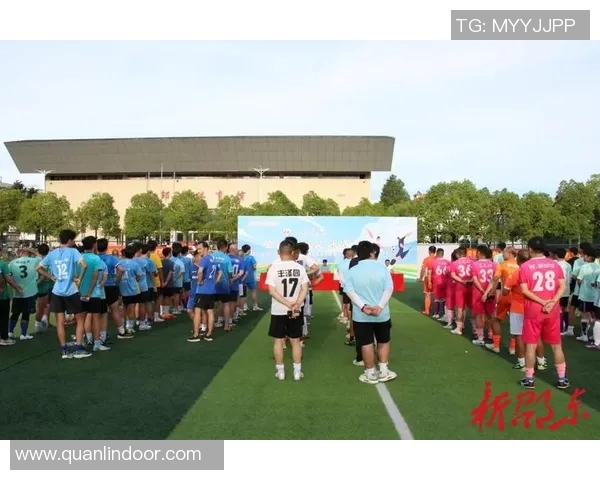 隆化融媒全程直播精彩足球比赛助力地方体育发展与全民健身热潮